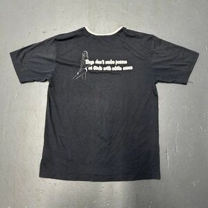 Vintage "boys don't make passes at girls with white asses" funny vulgar tshirt